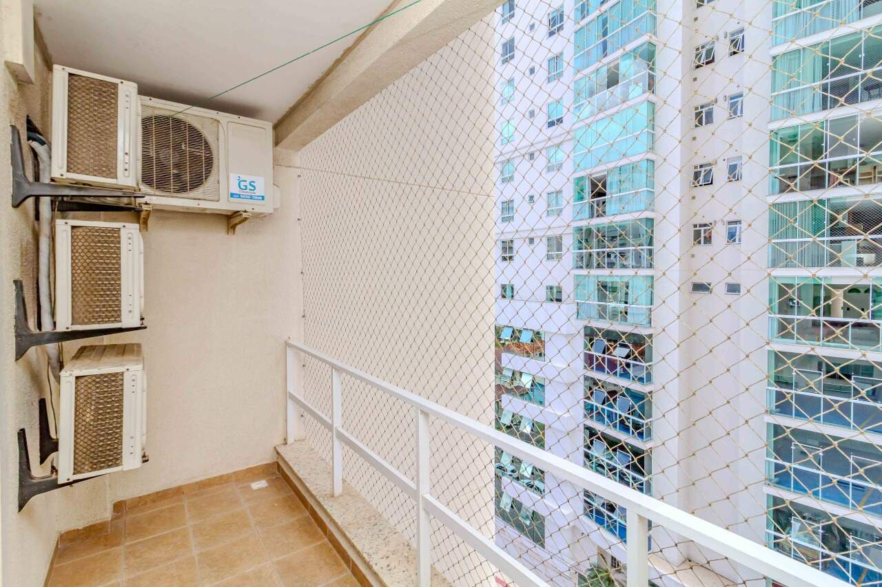 Apartamento à venda no Pioneiros: 