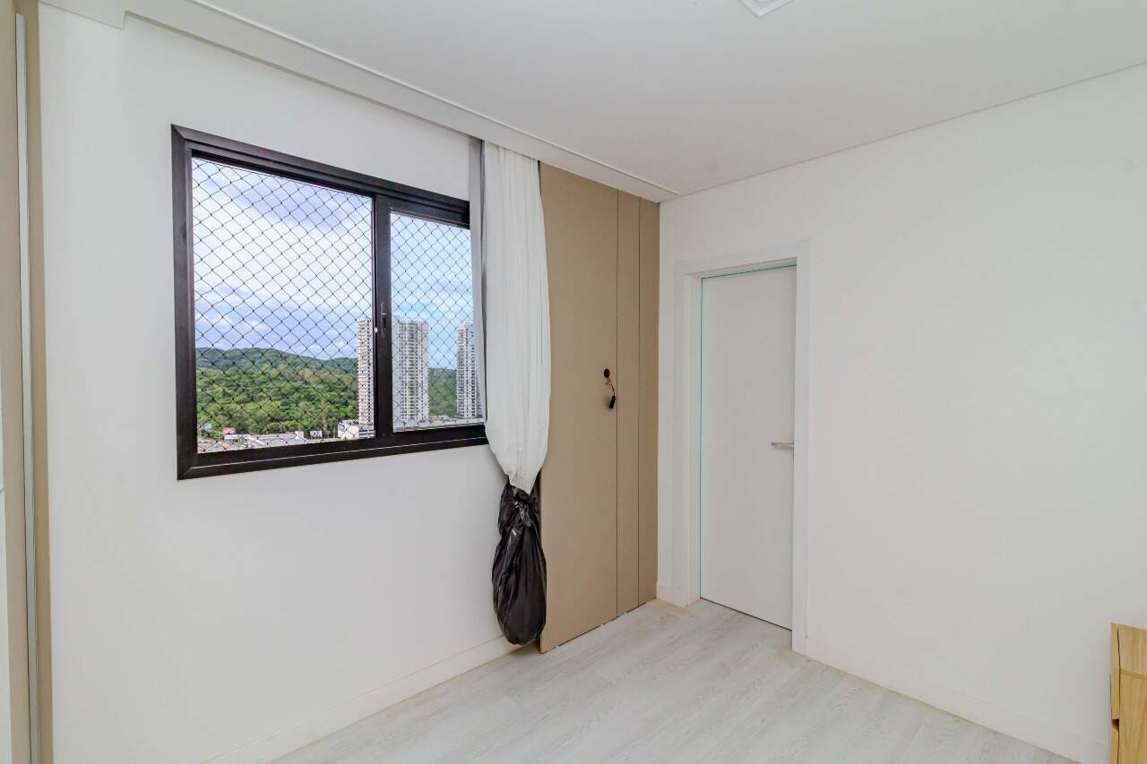 Apartamento à venda no Praia Brava: