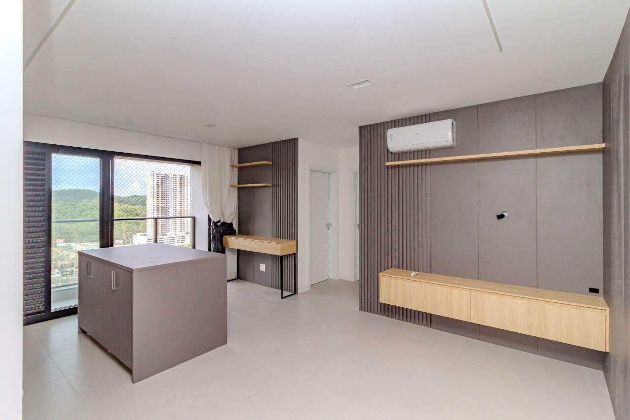 Apartamento à venda no Praia Brava: 