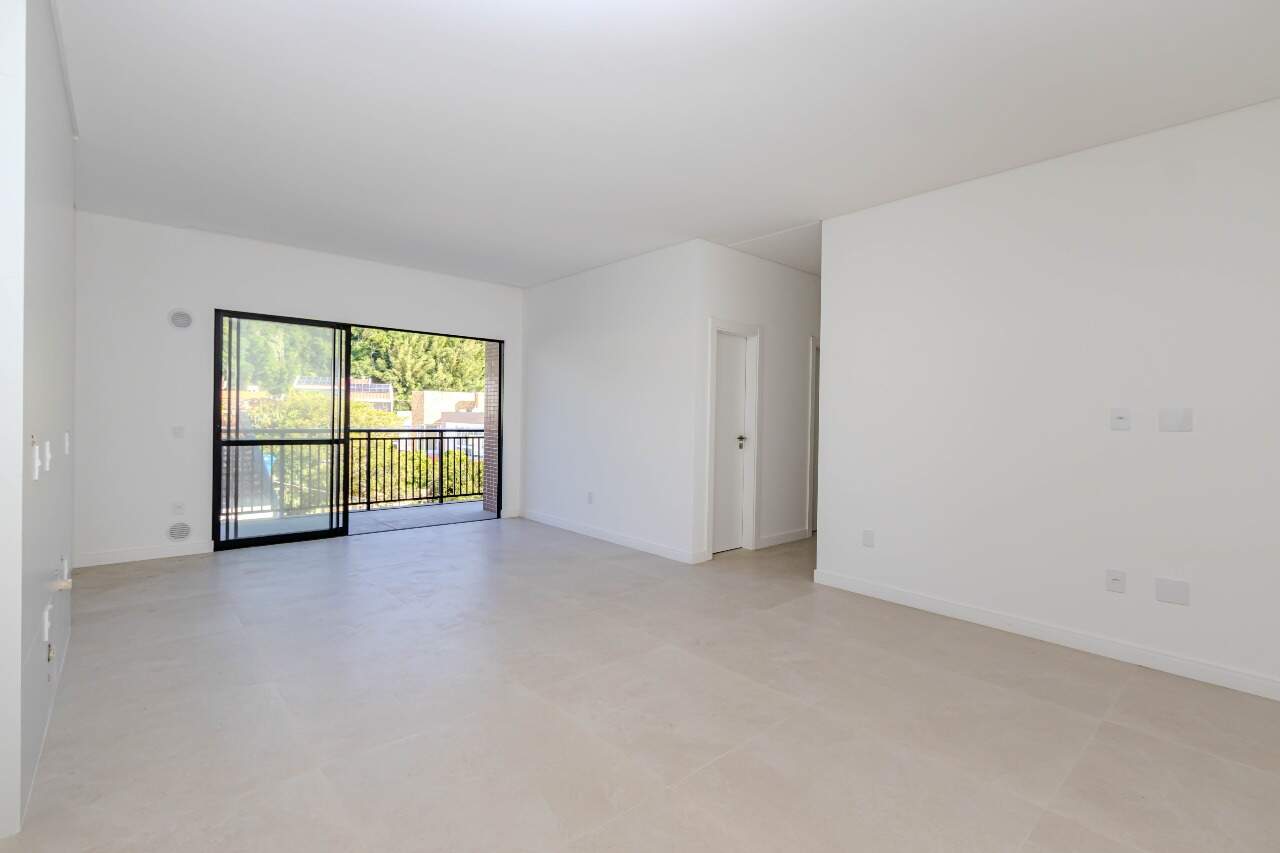 Apartamento à venda no Cabeçudas: