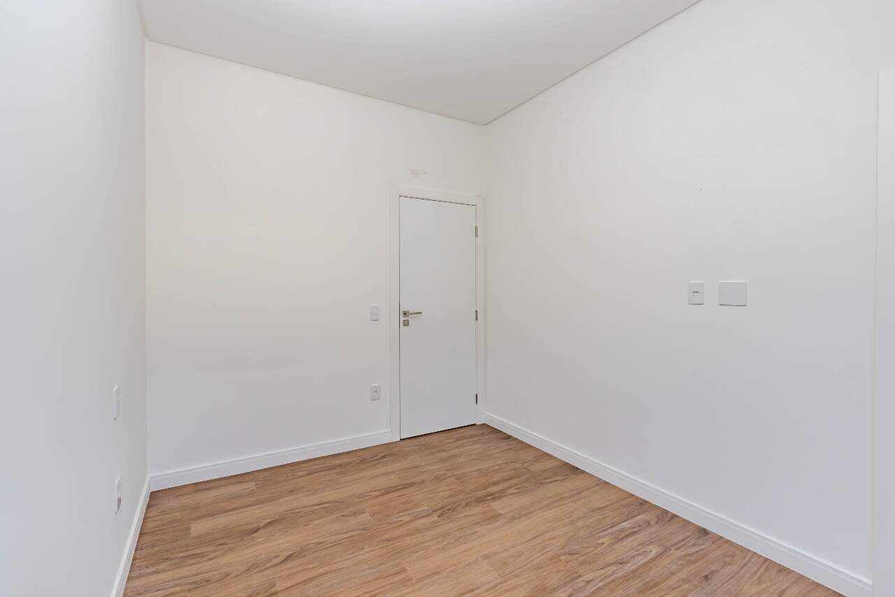 Apartamento à venda no Cabeçudas: