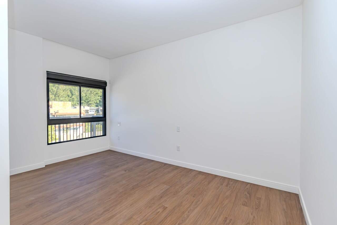 Apartamento à venda no Cabeçudas: