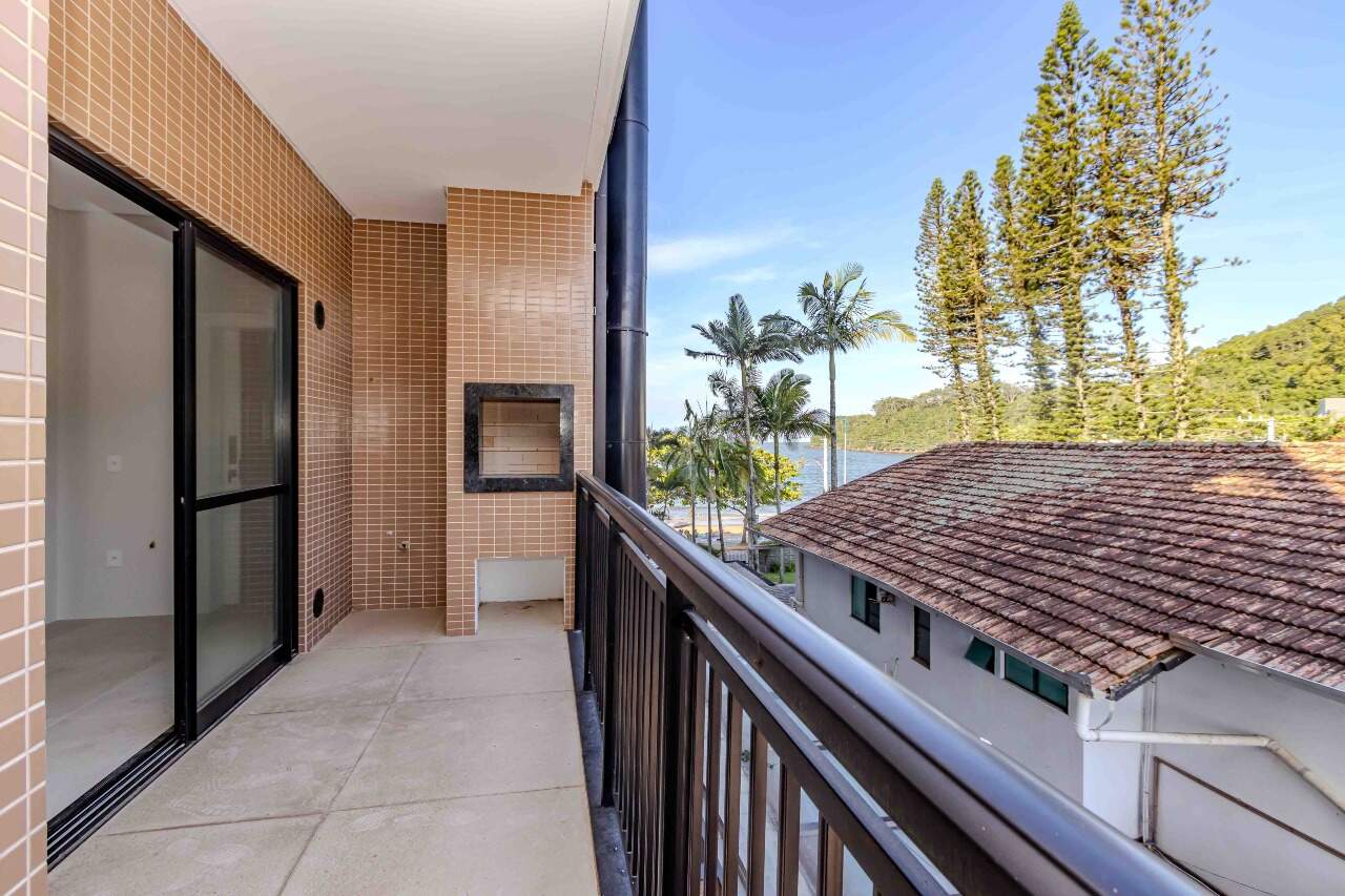 Apartamento à venda no Cabeçudas: 