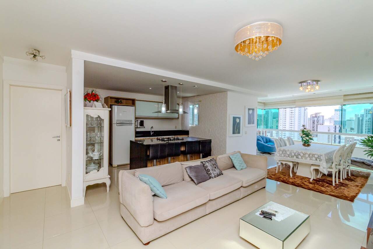 Apartamento à venda no Centro: