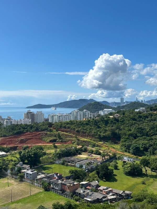 Apartamento à venda no Praia Brava: 