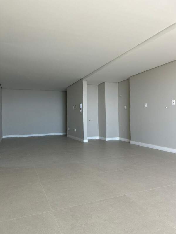 Apartamento à venda no Praia Brava: 