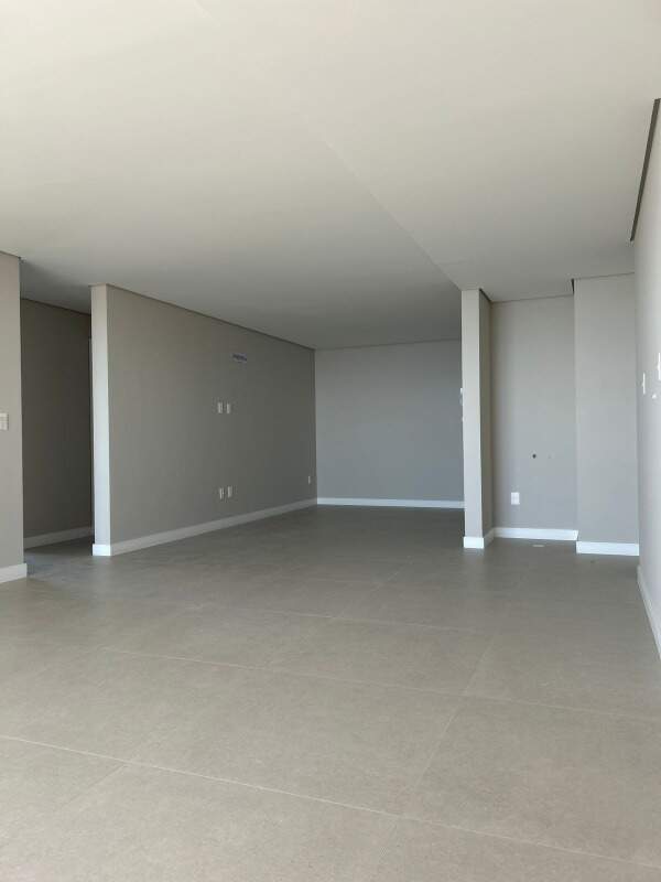 Apartamento à venda no Praia Brava: 