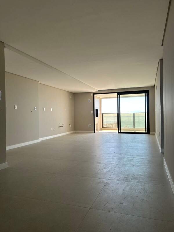 Apartamento à venda no Praia Brava: 