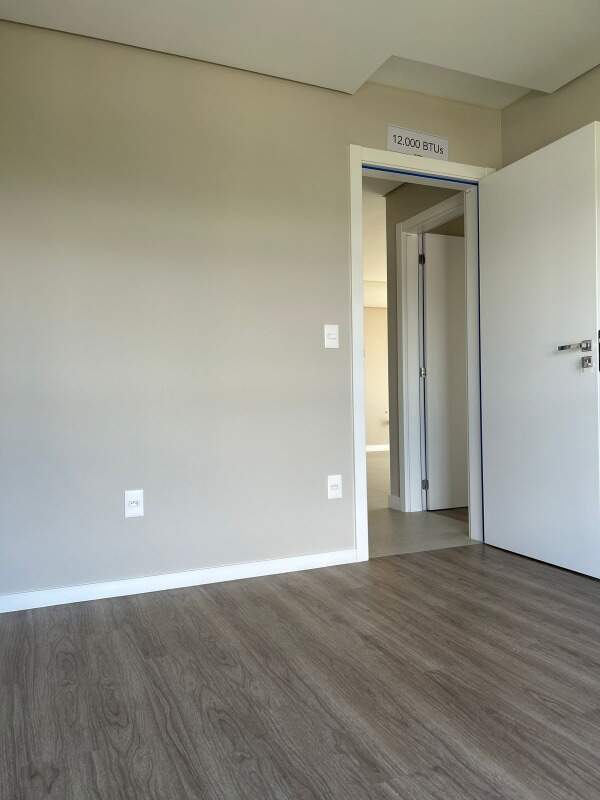 Apartamento à venda no Praia Brava: 