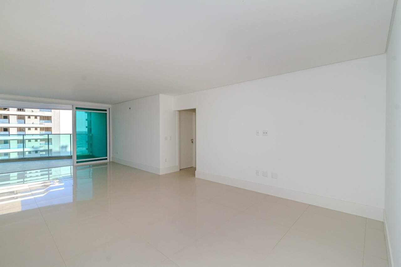 Apartamento à venda no Praia Brava: 