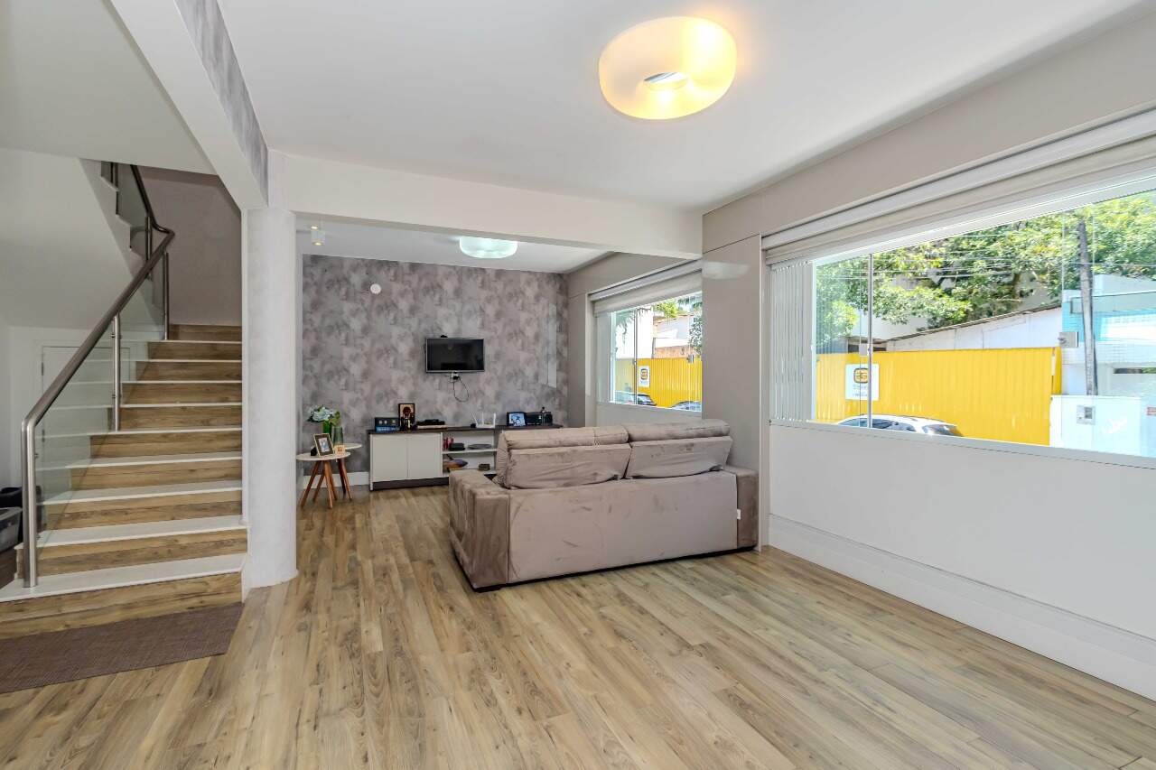 Casas à venda no Pioneiros: 