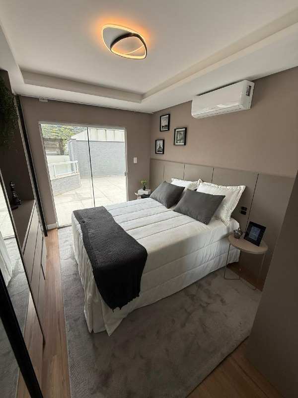 Casa de Condomínio à venda no Barra: 