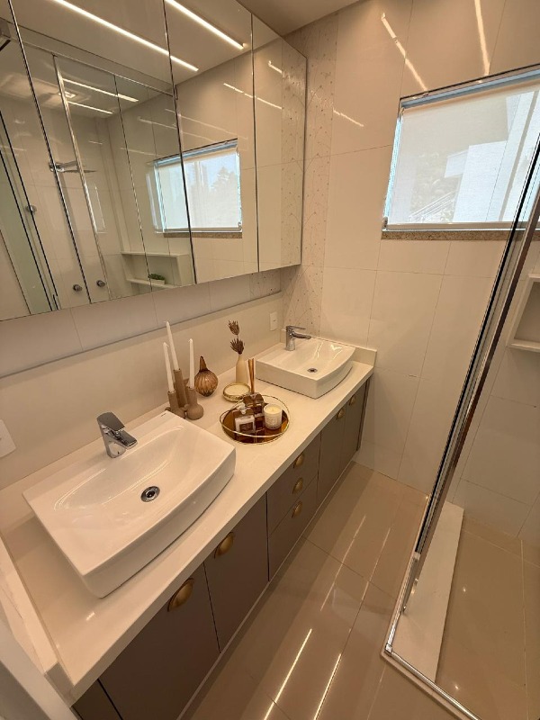 Casa de Condomínio à venda no Barra: 