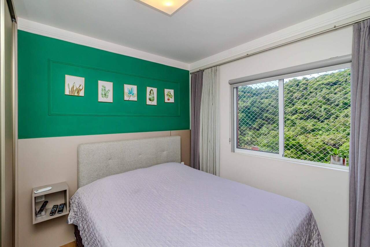 Apartamento à venda no Pioneiros: