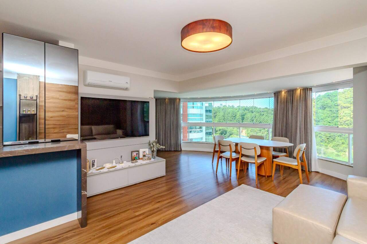 Apartamento à venda no Pioneiros: