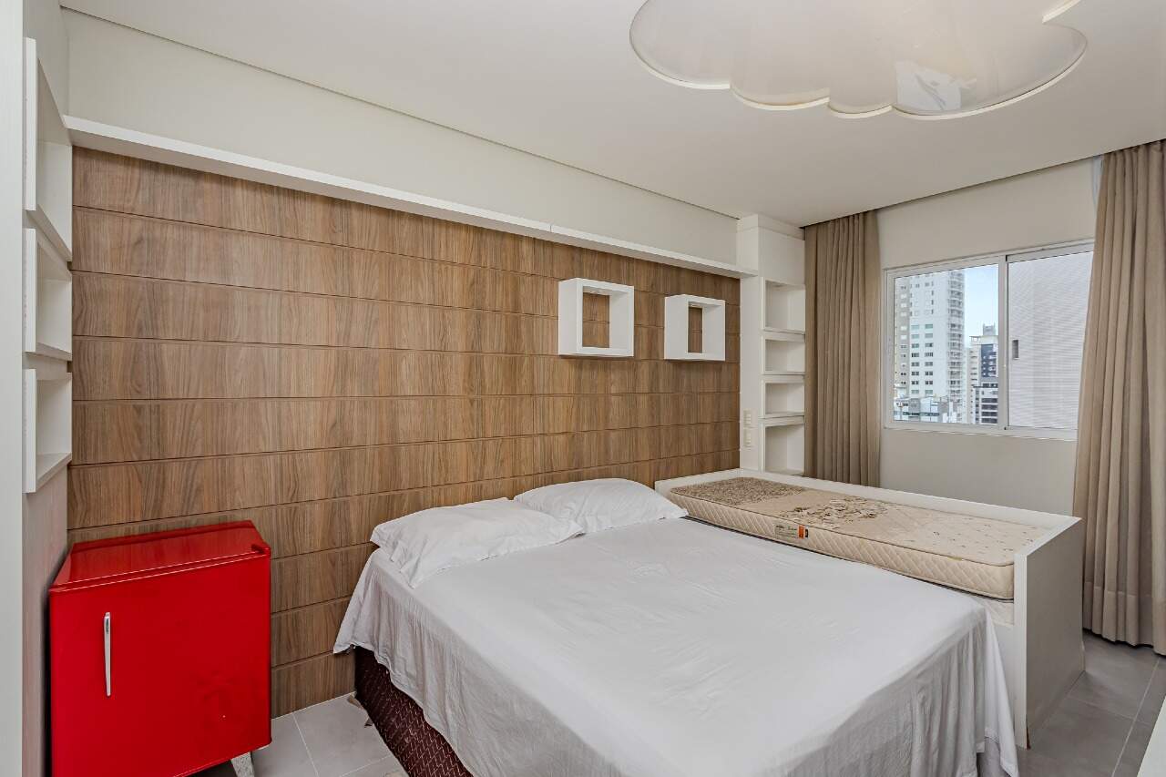 Cobertura para aluguel no Pioneiros: 