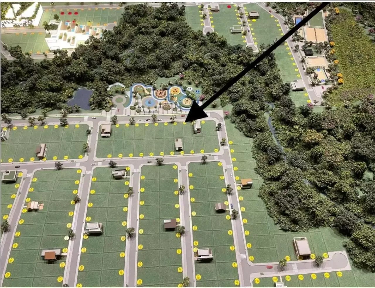 Terreno em Condomínio à venda no Várzea do Ranchinho: 