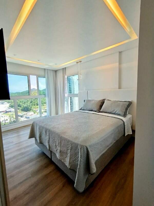 Apartamento à venda no Praia Brava: 