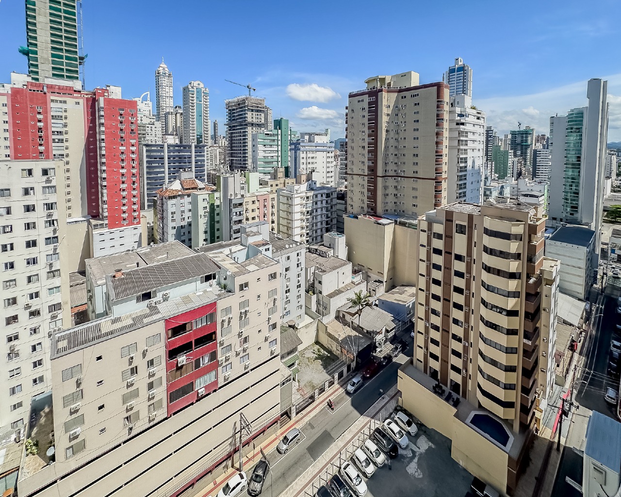 Apartamento para aluguel no Centro: 