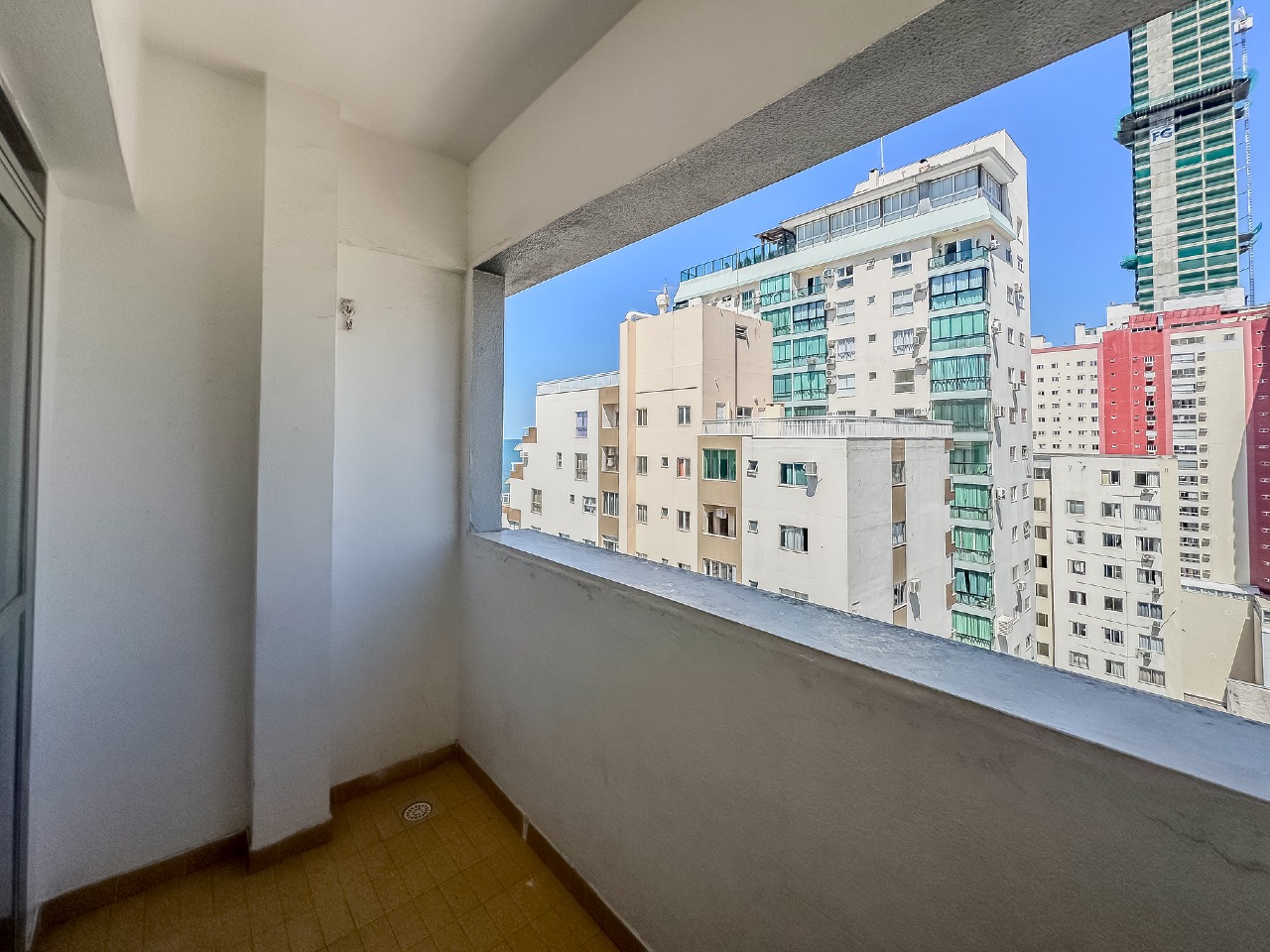 Apartamento para aluguel no Centro: 
