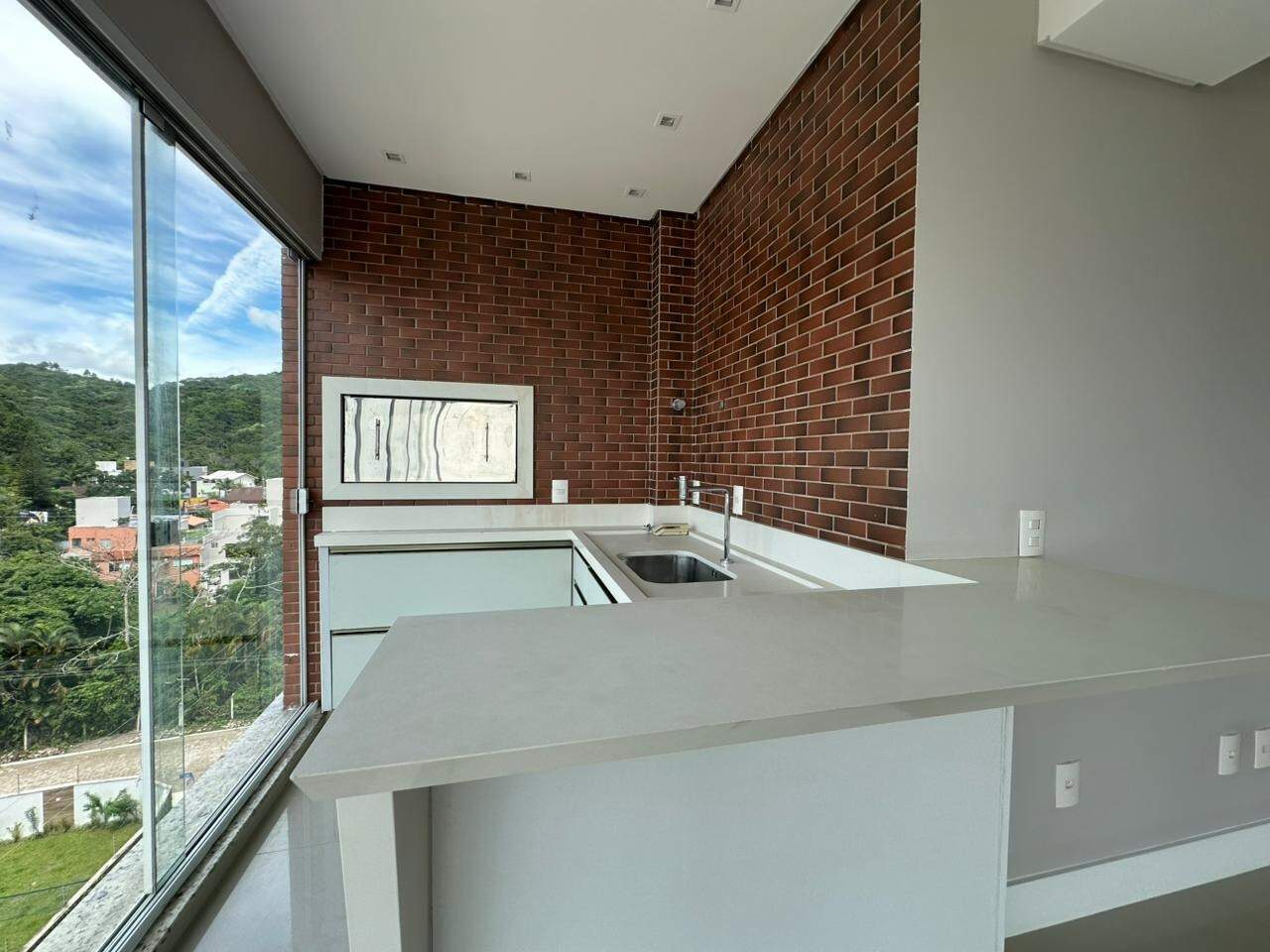 Apartamento para aluguel no Praia Brava: 
