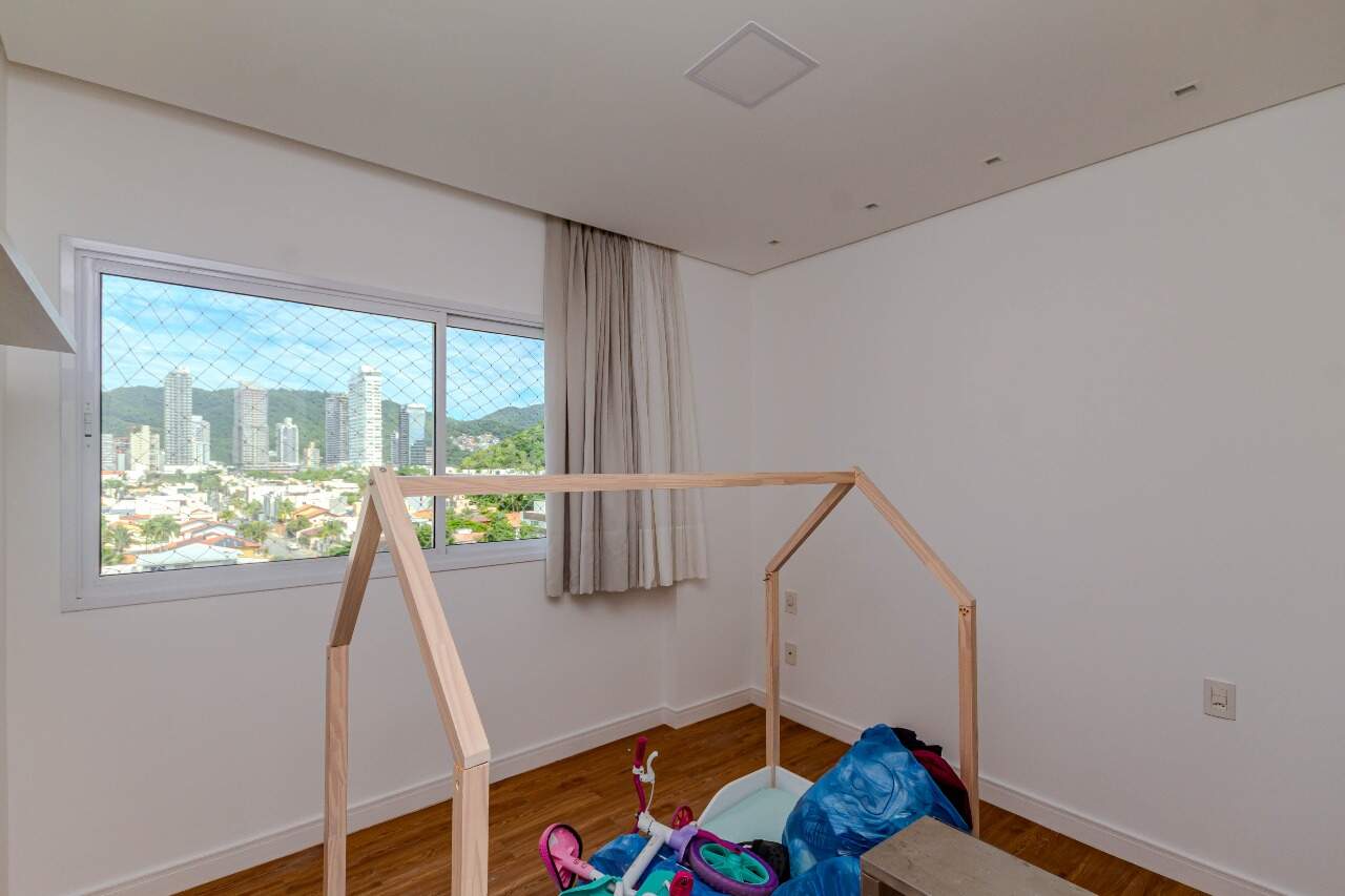 Apartamento à venda no Praia Brava: 