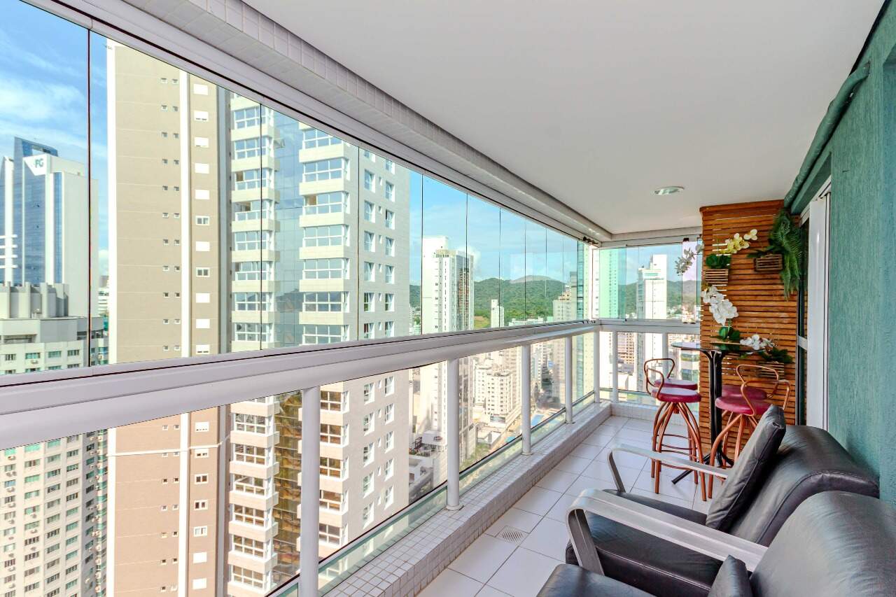 Apartamento à venda no Pioneiros: 