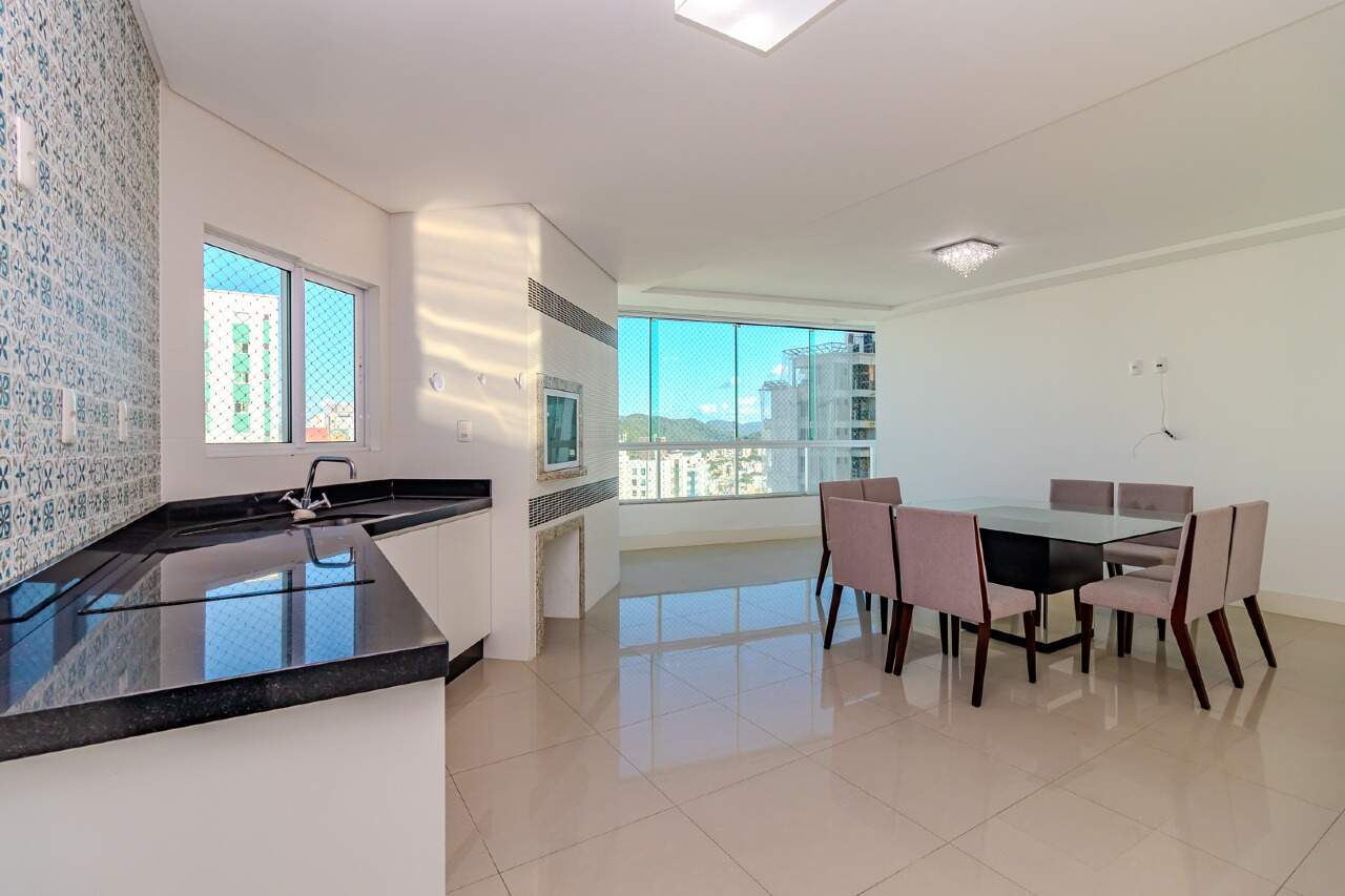 Apartamento para aluguel no Centro: 