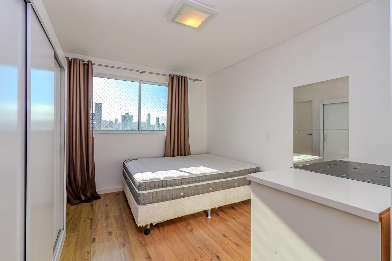 Apartamento para aluguel no Centro: 