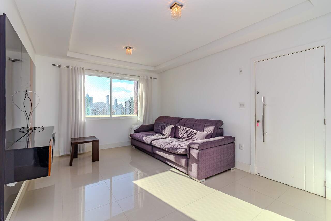 Apartamento para aluguel no Centro: 
