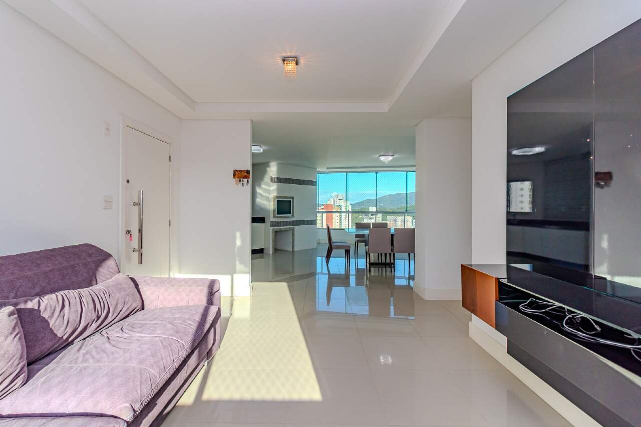Apartamento para aluguel no Centro: 