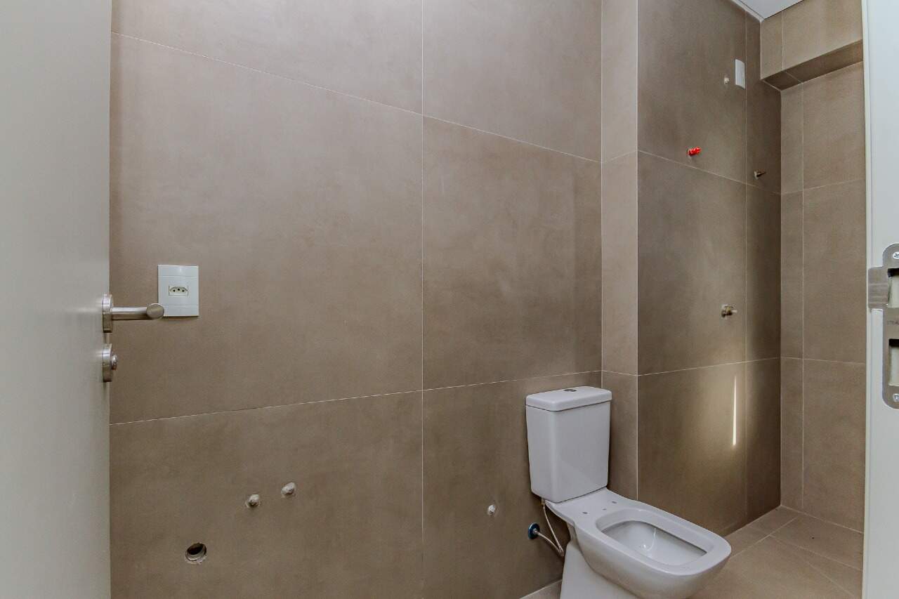 Apartamento à venda no Pioneiros: 