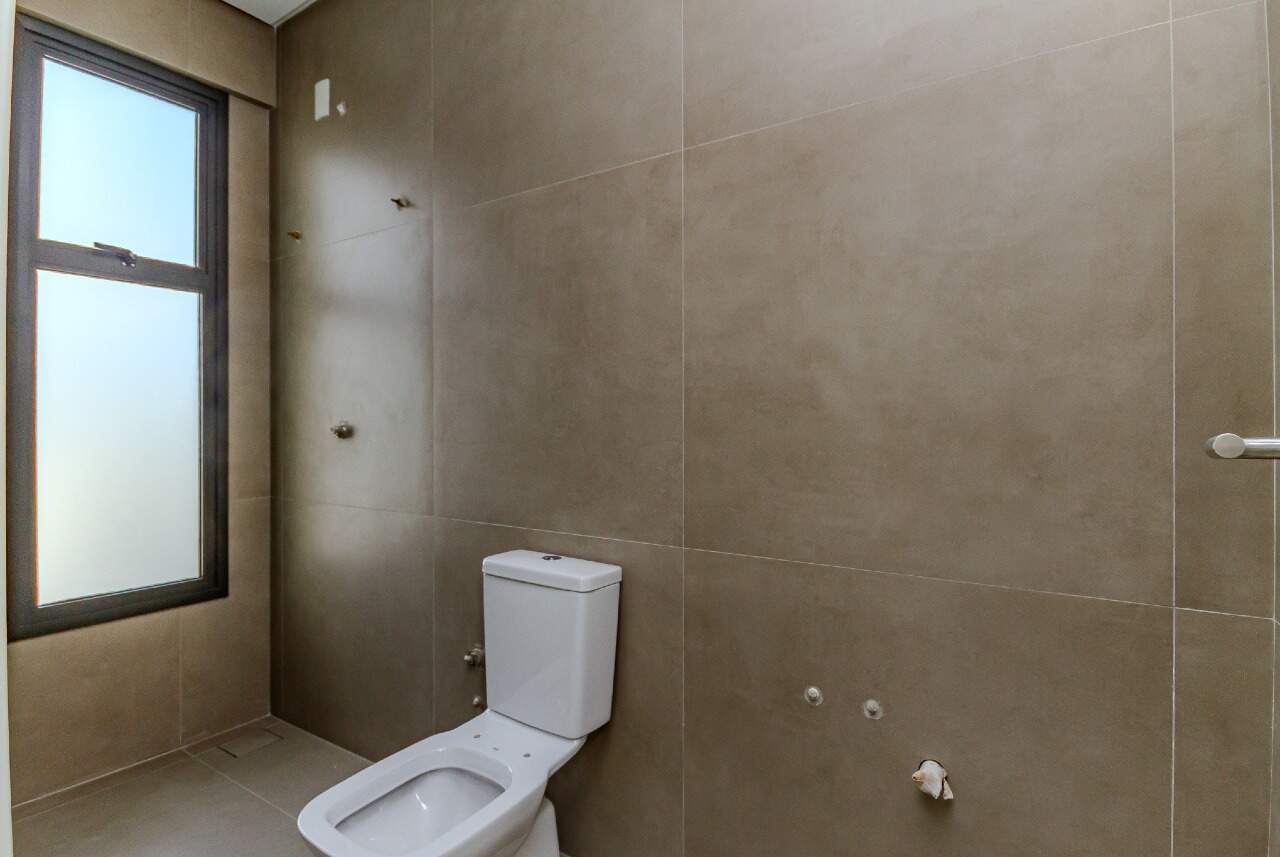 Apartamento à venda no Pioneiros: 