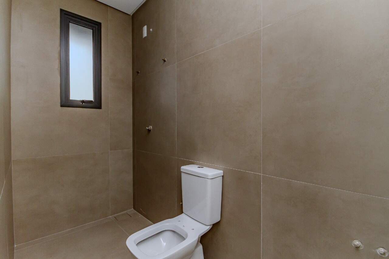 Apartamento à venda no Pioneiros: 