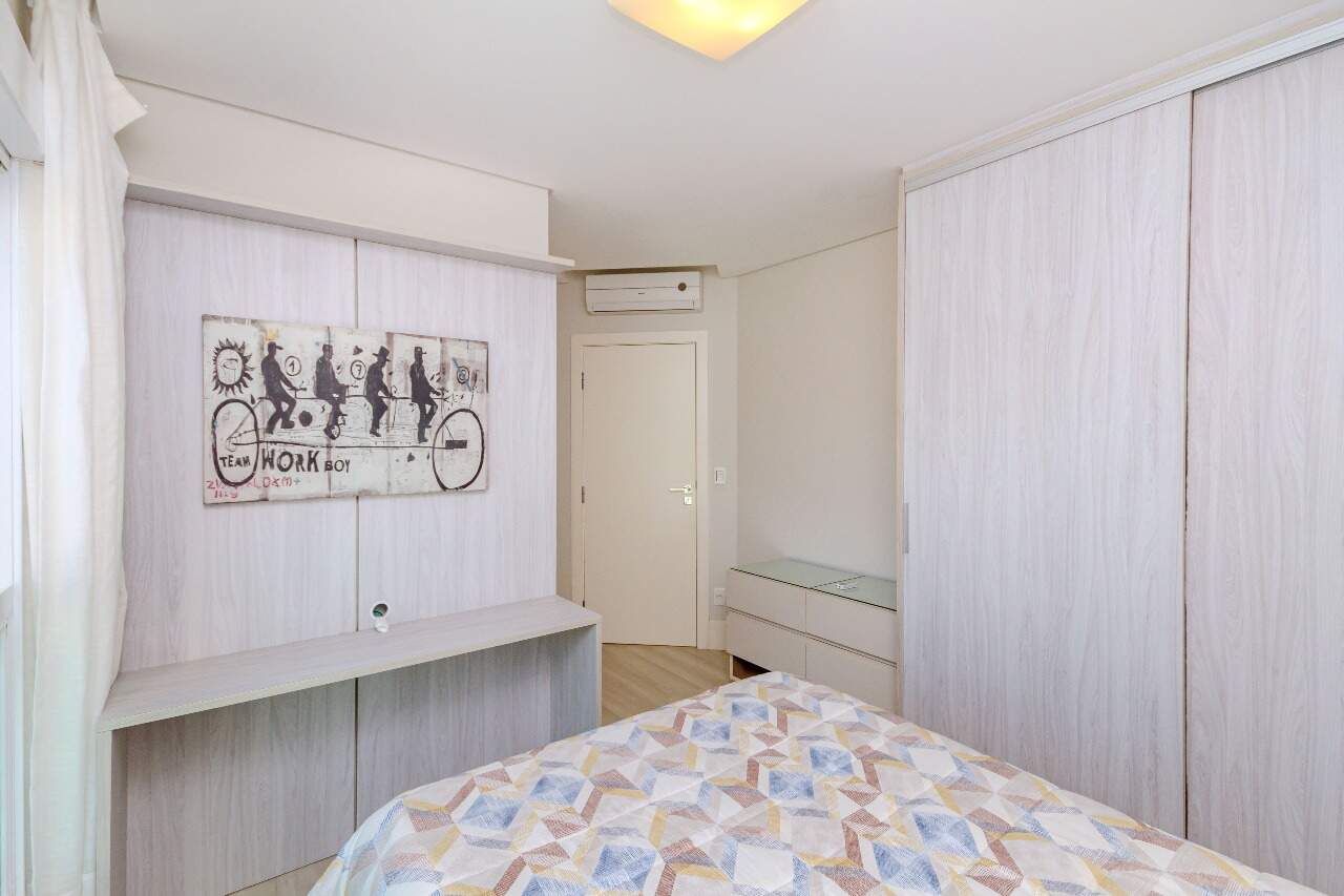 Apartamento para aluguel no Praia Brava: 