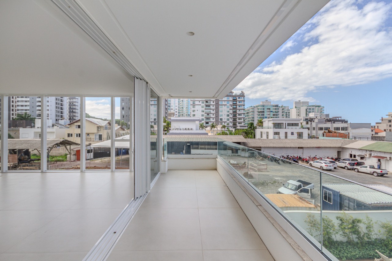 Apartamento à venda no Praia Brava: 