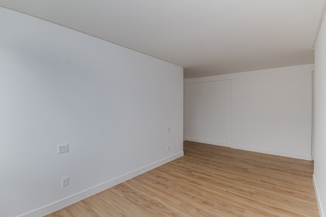 Apartamento à venda no Praia Brava: 