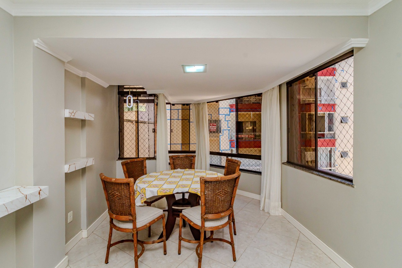 Apartamento para aluguel no Centro: 