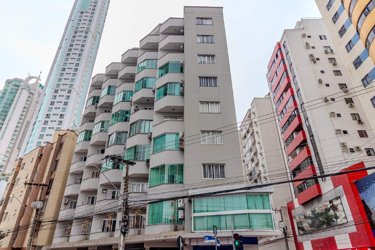 Apartamento para aluguel no Centro: 