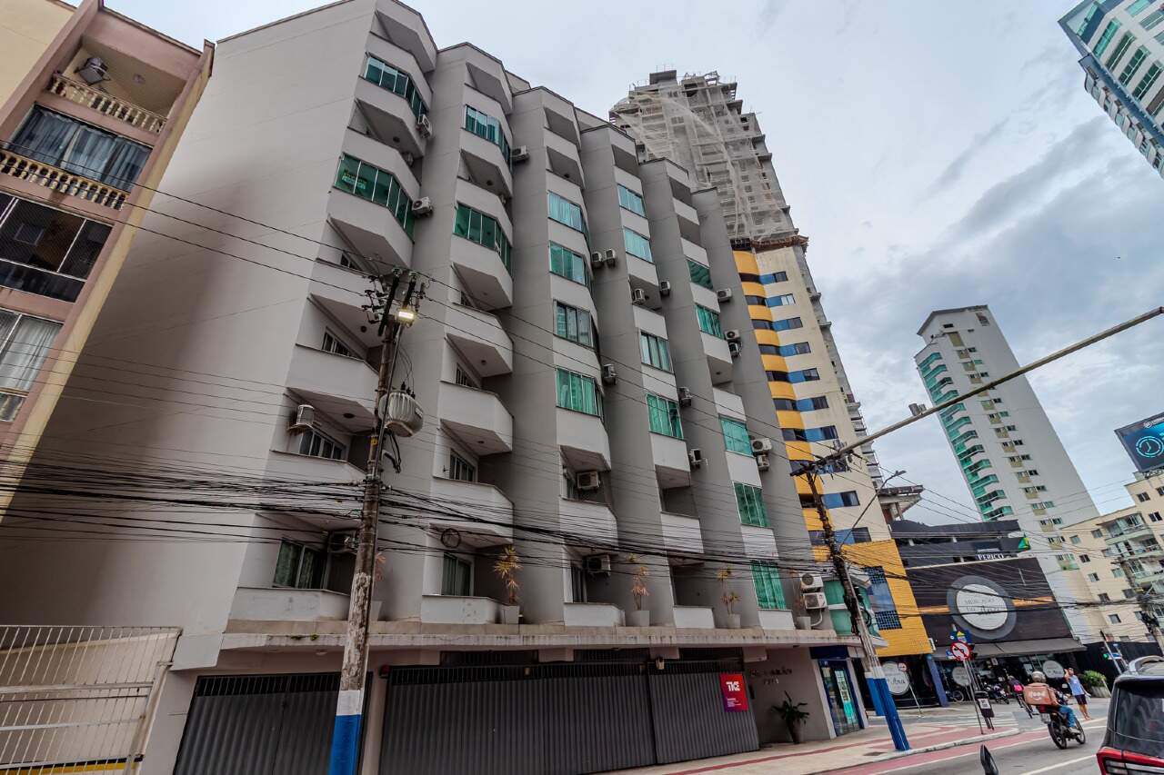 Apartamento para aluguel no Centro: 