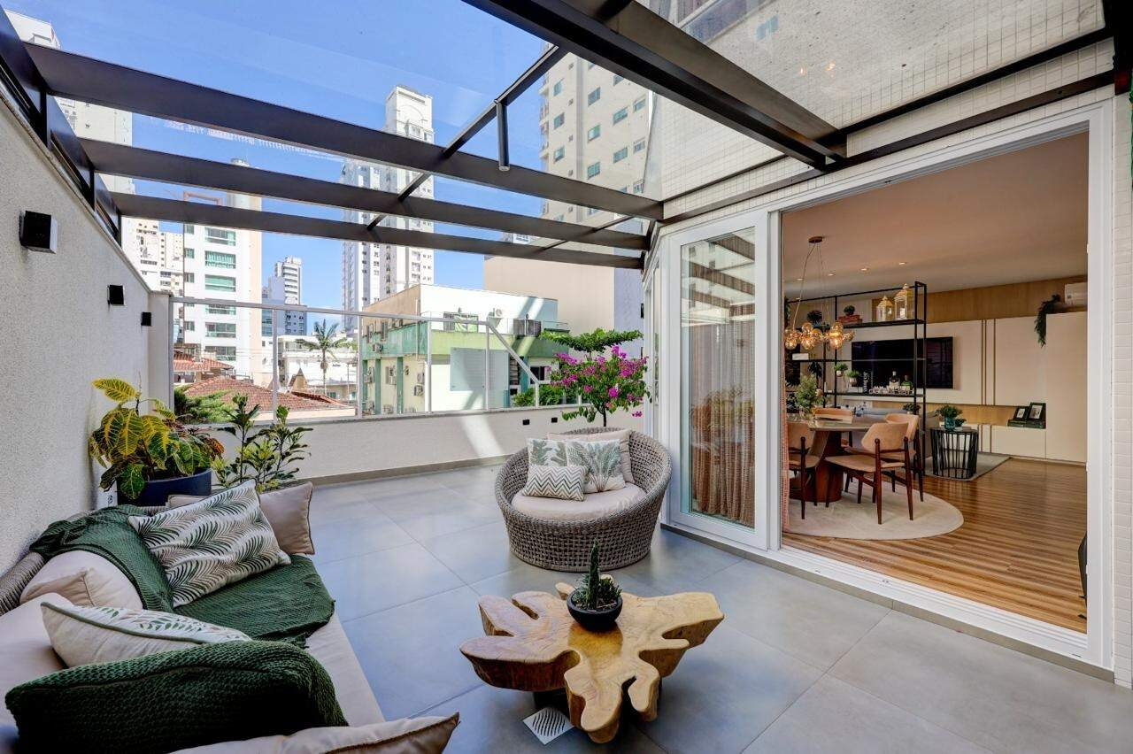 Apartamento diferenciado à venda no Centro: 