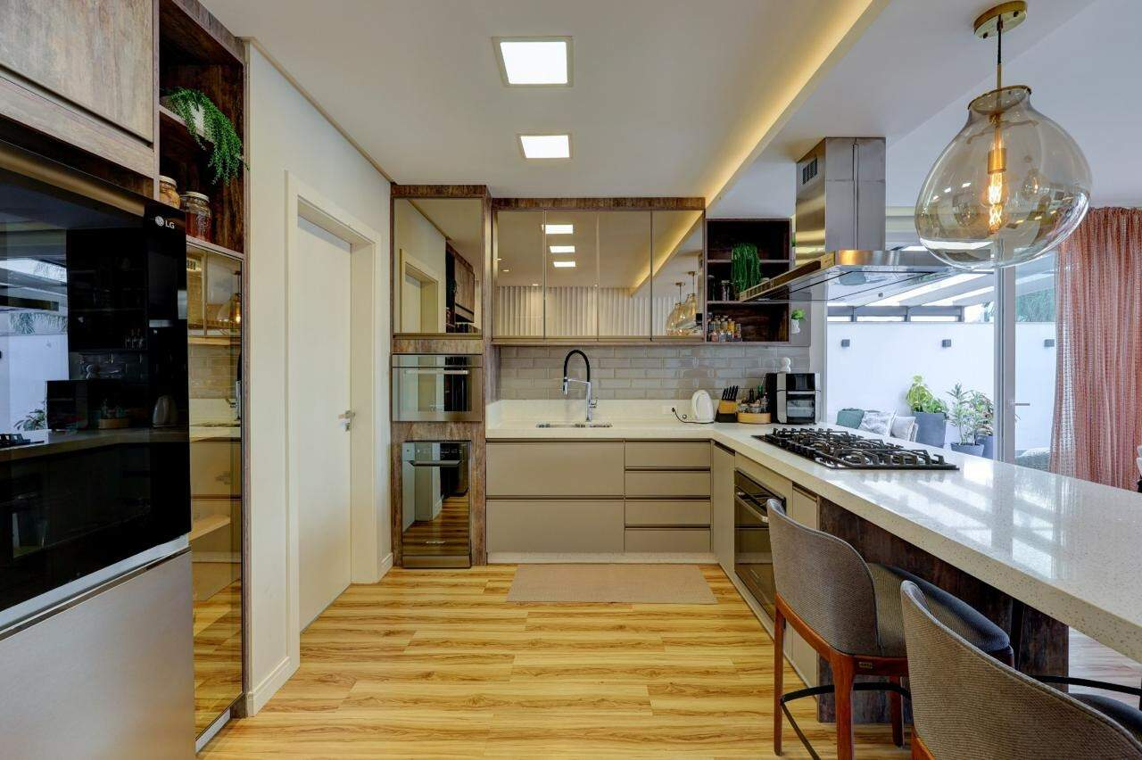 Apartamento diferenciado à venda no Centro: 