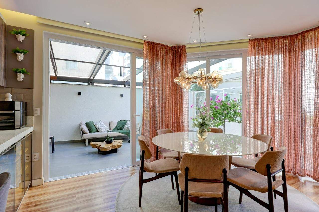 Apartamento diferenciado à venda no Centro: 