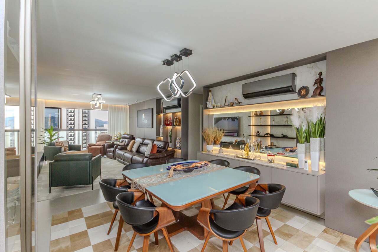 Apartamento à venda no Centro: 