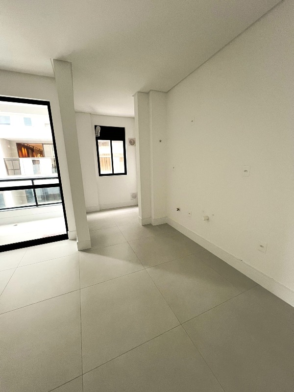 Apartamento à venda no Praia Brava: 