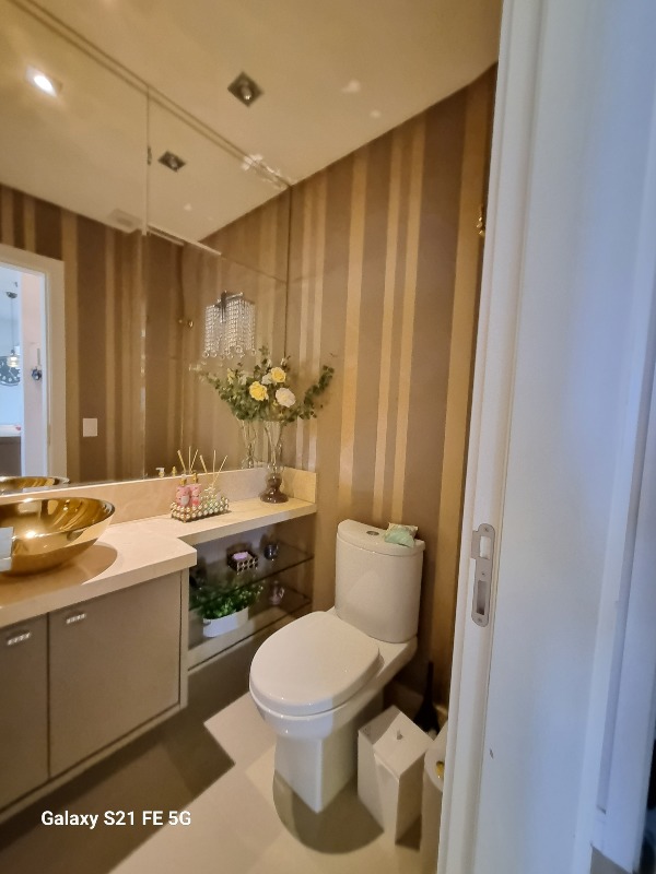 Apartamento à venda no Pioneiros: 