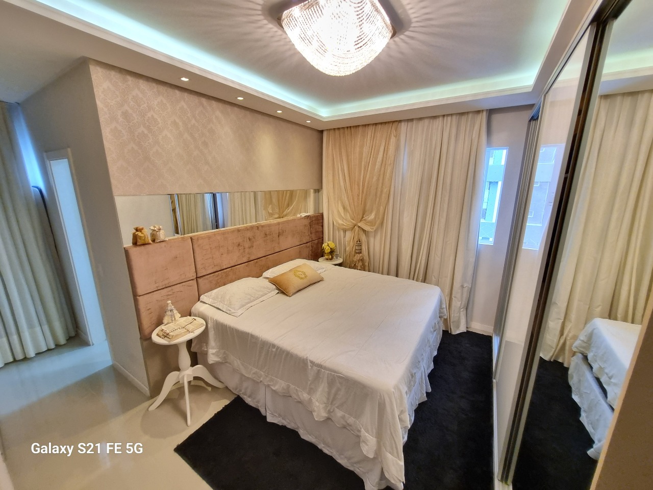 Apartamento à venda no Pioneiros: 