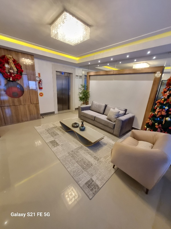 Apartamento à venda no Pioneiros: 