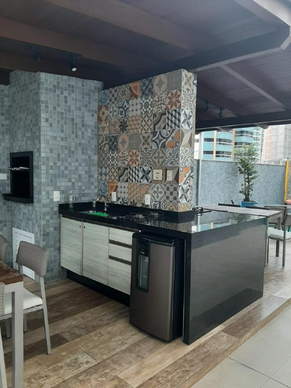 Apartamento à venda no Pioneiros: 