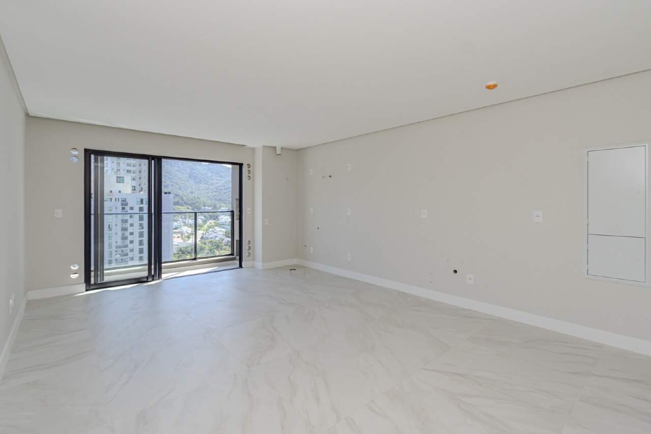 Apartamento à venda no Praia Brava: 